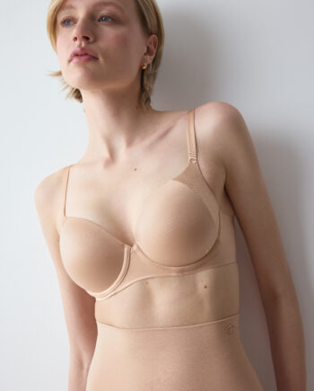 Body Make-Up Soft Touch WP EX